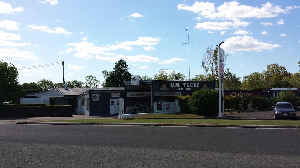 Coal N Cattle Hotel Motel Moura Extérieur photo